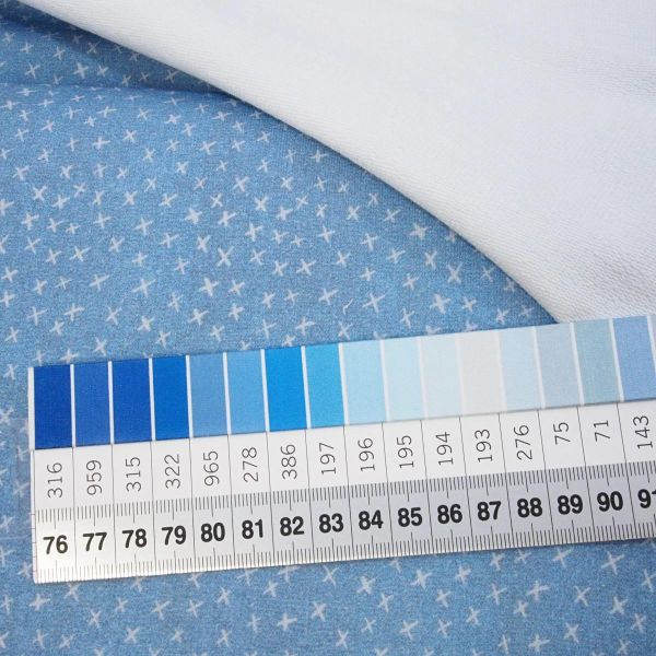 Bio Sweat kleine Kreuze blau – Lillestoff French Terry Jeans Sky & Stars by Tante Gisi