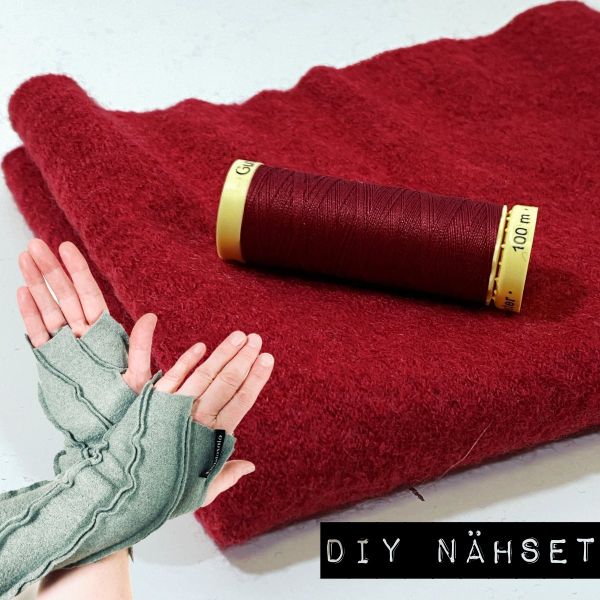 DIY Nähset für elegante Handstulpen in bordeaux rot • gemütliche Handwärmer aus Merino Walk