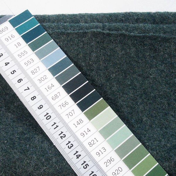 Klassischer Walkloden aus 100% Wolle dunkelgrün – Wollwalk Naomi melange von Swafing