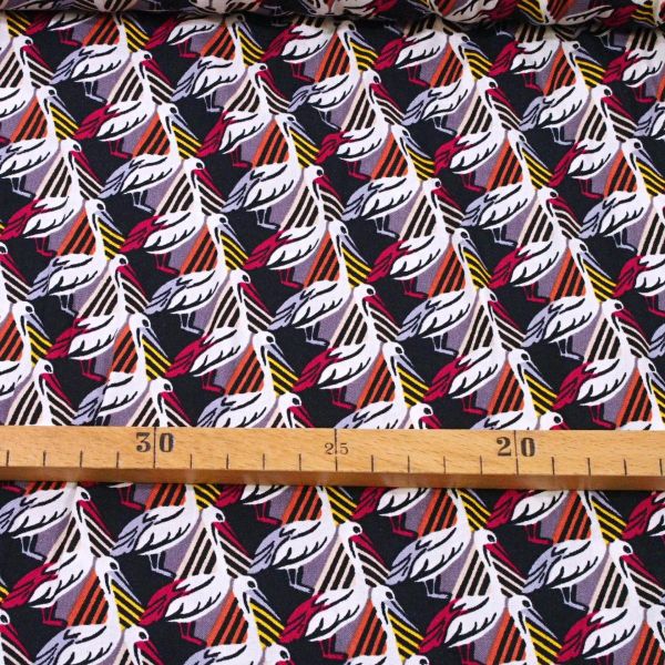 Viskose Webware mit mit stilisierten Vögeln auf Schwarz - Viskosestoff Kranich für Sommerkleider