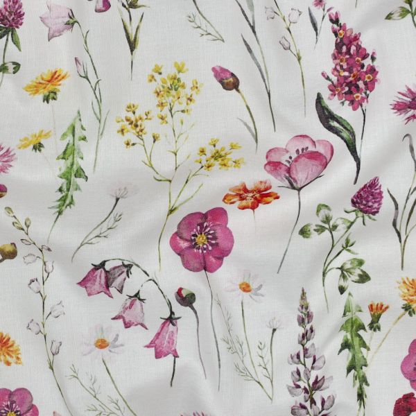 Zarter Baumwollstoff weiß mit filigranen Blüten - Cotton Voile Digital Flowers