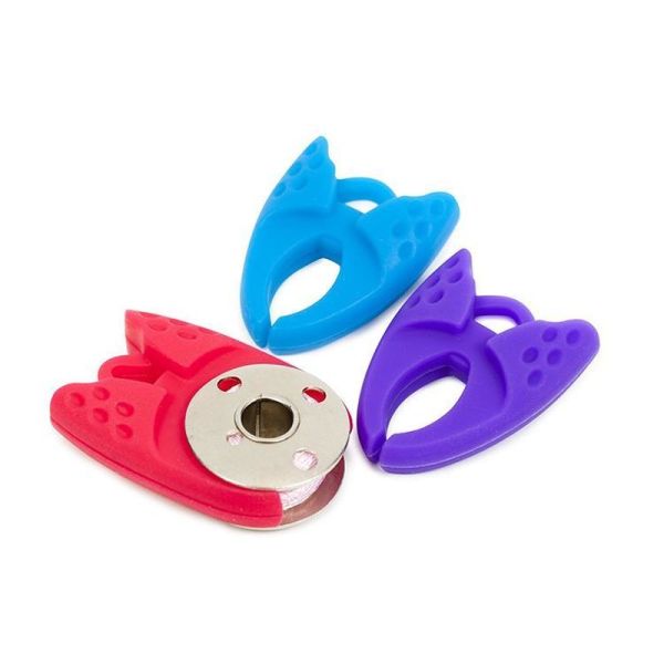 3 Spulenklammern im Set für Ordnung im Garn Regal - für alle Unterfadenspulen geeignet