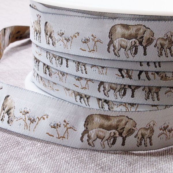 Webband mit Schafen - Schäfchenweide - von Acufactum beige 16mm