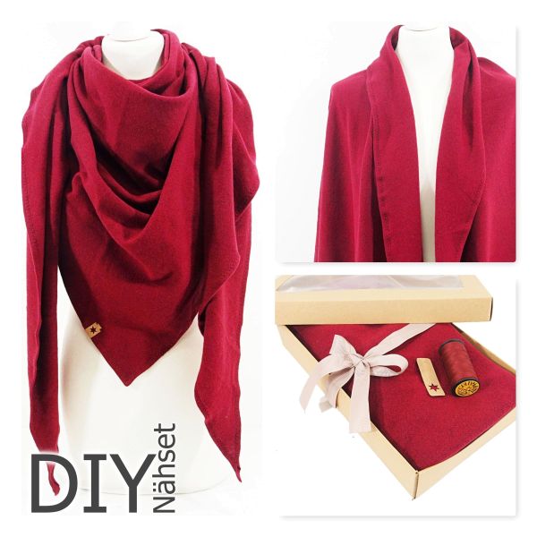 Näh dir ein Dreieckstuch aus Strick • Maxituch & Poncho in bordeaux rot nähen • mit Garn + Label