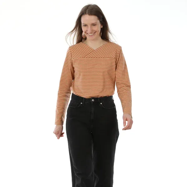 Schnittmuster FRAU YOLA • Shirt mit Passe von Studio Schnittreif • Gr. XS-XXL