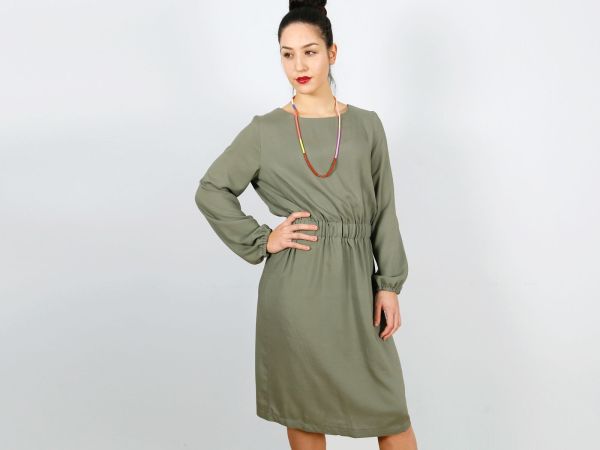 Schnittmuster FRAU SANJA • lockeres Kleid mit Gummizug für Damen • Gr. XS-XXL