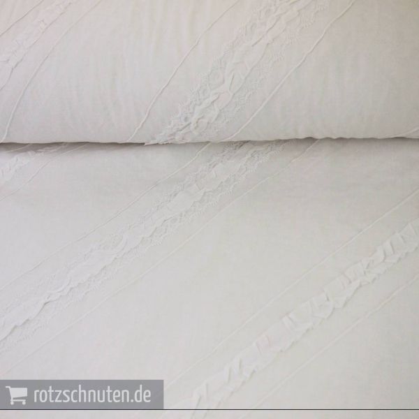Baumwolle mit Stickerei und Rüschen in weiß z.B. für Taufkleider