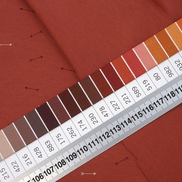 Interlock Jersey mit kleinen Pfeilen in rost rot – Bueno von Swafing