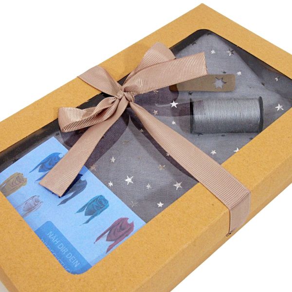 Näh dir ein Dreieckstuch Musselin senf Sterne silber • Maxituch & Poncho • mit Garn + Label