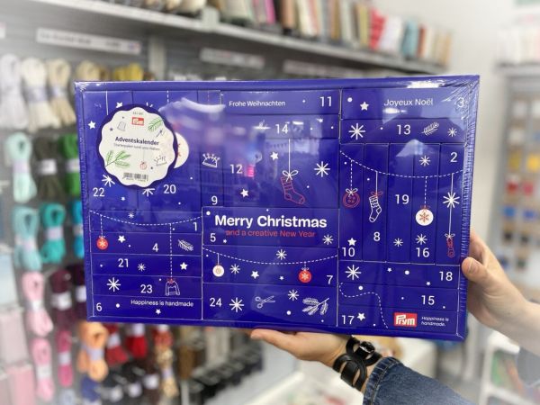 PRYM Adventskalender 2025 mit 24 hochwertigen Produkten für Nähanfänger - Weihnachten kann kommen