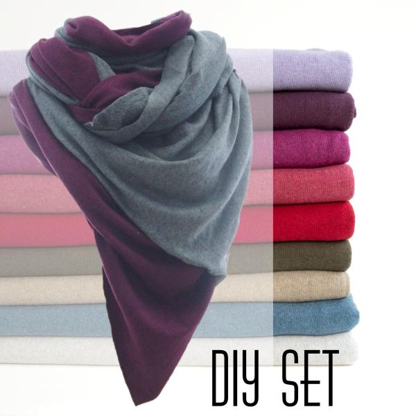 Stoffzuschnitt Maxi Dreiecktuch Kuschelstrick Bene rot • Maxituch Poncho Stricktuch