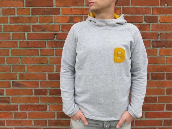 Schnittmuster HERR TONI • Raglan Kapuzensweater von Studio Schnittreif • Gr. S-XXL Hoodie