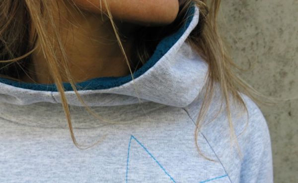 Schnittmuster FRAU TONI • Raglan Kapuzensweater von Studio Schnittreif • Gr. XS-XL