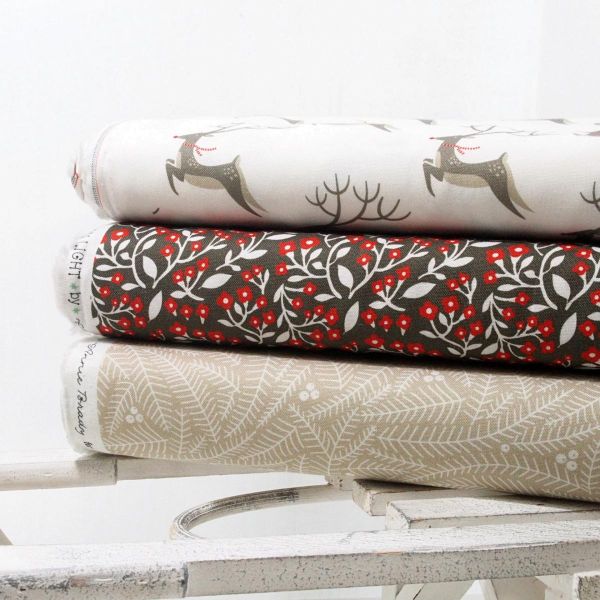 Baumwolle Winter Zweige Beeren beige - Northern Light