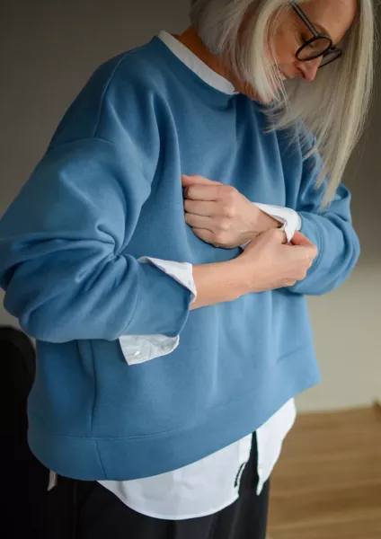 Schnittmuster Sweater Zuri von KiBaDoo - oversized Cropped Hoodie in 2 Längen