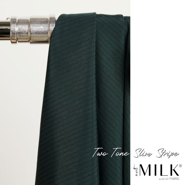 Feine Streifen Ton in Ton dunkelgrün – meetMILK® Two Tone Slim Stripe deep green mit TENCEL™ Lyocell