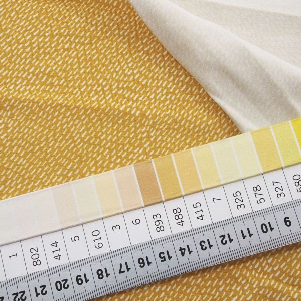 Jersey kleine Stiche senf gelb – Kritzelstriche Serie Autumn Bunny von Swafing