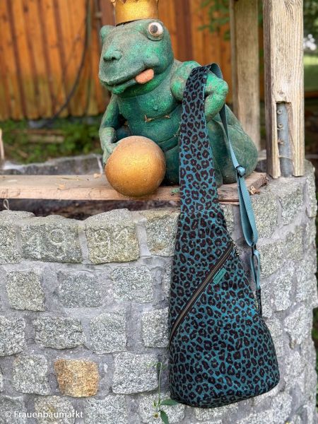 Samt Stepper Samos in petrol - Leo Velvet Animalprint von Swafing