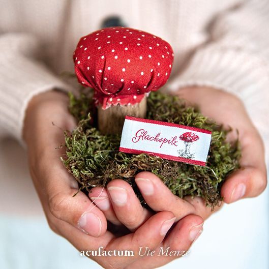 Webetikett Fliegenpilz - Glückspilz - Aufnäher von acufactum 2x4,5cm