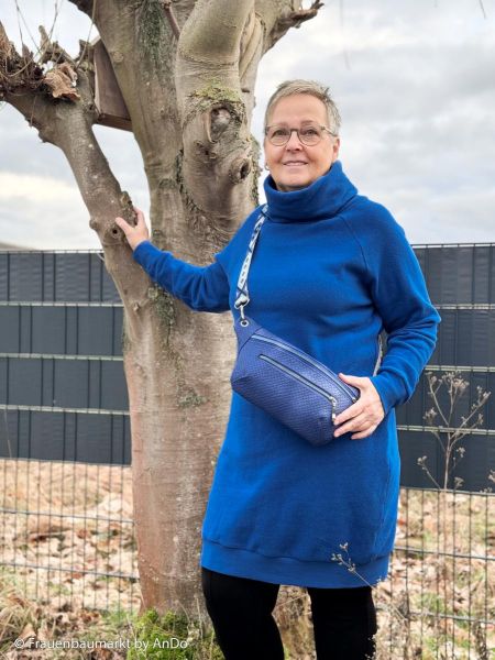 Weicher dicker Strickstoff in royal blau meliert – Strick Bono von Swafing