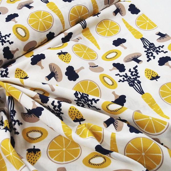 Baumwolle Obst und Gemüse gelb violett Retro von Westfalenstoffe Living