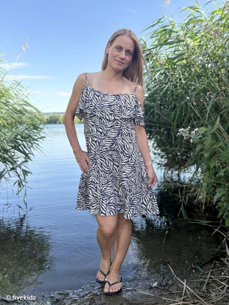 Viskose Webware Animal Print dunkelblau - Serie Zebra Jungle von Swafing