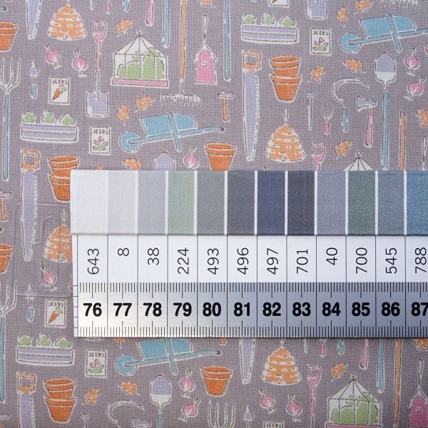 Garten Werkzeug Gemüse Beete Bienen grau bunt - Farm Tools grey - Tilda Tiny Farm