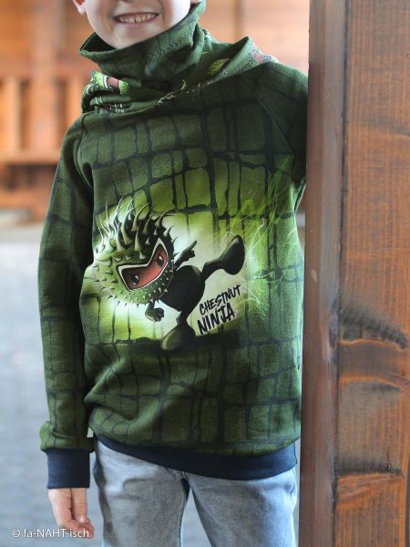 Sweat Ninja Kastianie grün - Chestnut Friends by Thorsten Berger – 90cm Panel French Terry