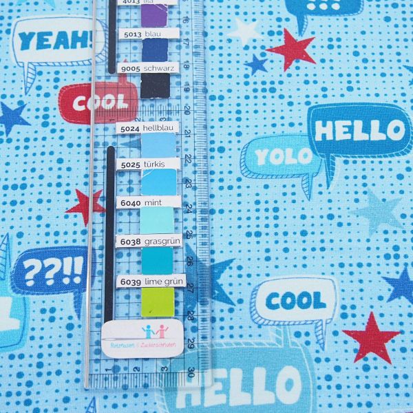 Jersey HELLO YOLO türkis – Cool Yeah Sterne hellblau von Blaubeerstern