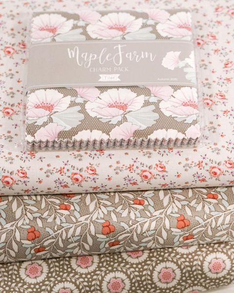 Zweige Blätter Kirschen beige rot - Cherrybush Sand - Tilda Maple Farm