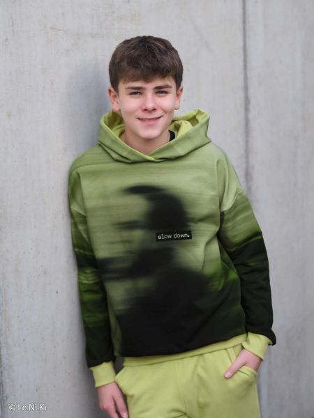 Sweat Farbverlauf grün mit Schatten - Slow Down by Thorsten Berger – 90cm Panel French Terry