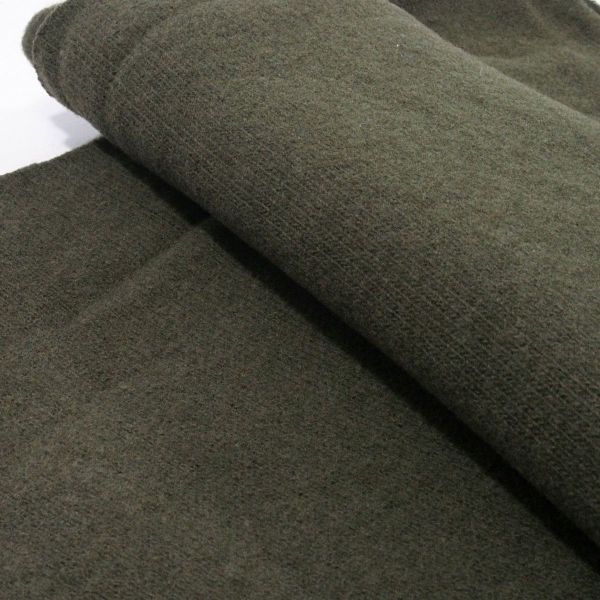 Weicher dicker Strickstoff in dunkles oliv – Strick Bono von Swafing