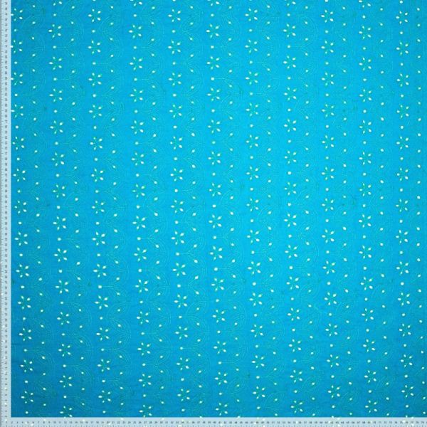 Baumwolle mit floraler Lochstickerei türkis blau grün - luftig, weich & wunderschön