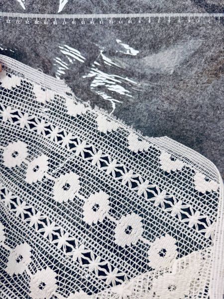 Boho Lace - Baumwolle Spitze creme weiß mit Blüten (2. Wahl) – Romantic Vintage Shabby Chic Adenau