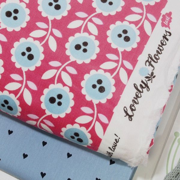 SALE - Stoff & Schnitt - Ballonkleid Miss Sophie Feincord rosa Blüten + Schnittmuster Stoff & Zubehö