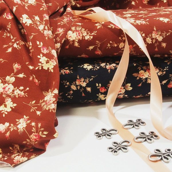Jersey kleine Blüten Herbst rost coral – Serie Henry von Swafing
