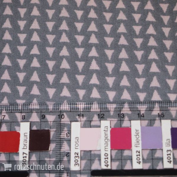 Leichter Blusen und Kleiderstoff RETRO DREIECKE grau rosa – Viscose Druck
