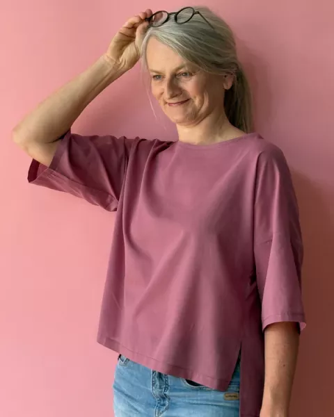 Schnittmuster FRAU MAKI • kastige Bluse mit langem Rücken von Studio Schnittreif • Gr. XS-XXL