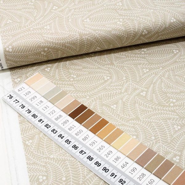 Baumwolle Winter Zweige Beeren beige - Northern Light