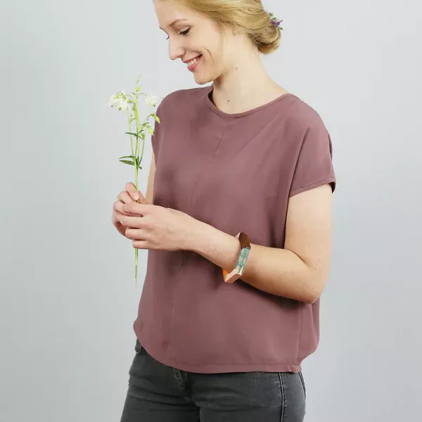 Schnittmuster FRAU ILVIE • Blusenshirt von Studio Schnittreif • Gr. XS-XL