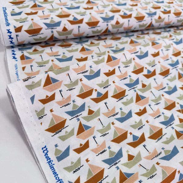 Baumwolle maritime Segelboote aus der Serie Fehmarn von Westfalenstoffe