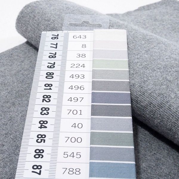 Weicher dicker Strickstoff in hellgrau meliert – Strick Bono von Swafing