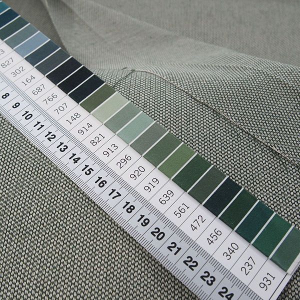 Dekostoff dunkelgrün DOBBY Premium Salz & Pfeffer Struktur – Baumwollmix mit kleinen Punkten