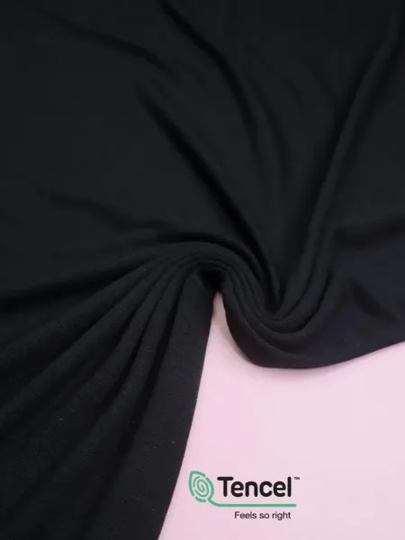 leichter Merino TENCEL™ Lyocel Strick in schwarz - 180g von meetMILK