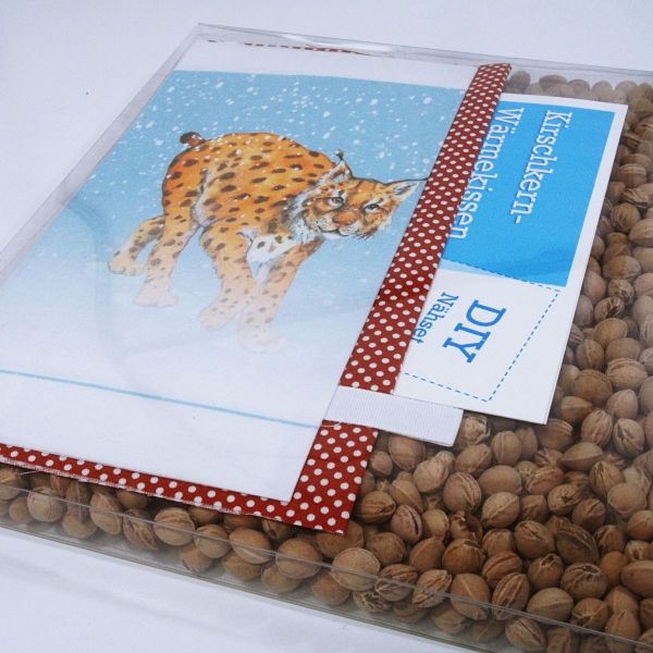 Näh dir ein Kirschkernkissen • Leopard • Nähpaket für ein Wärmekissen • DIY Nähset KiKeKi für Nähanfäng