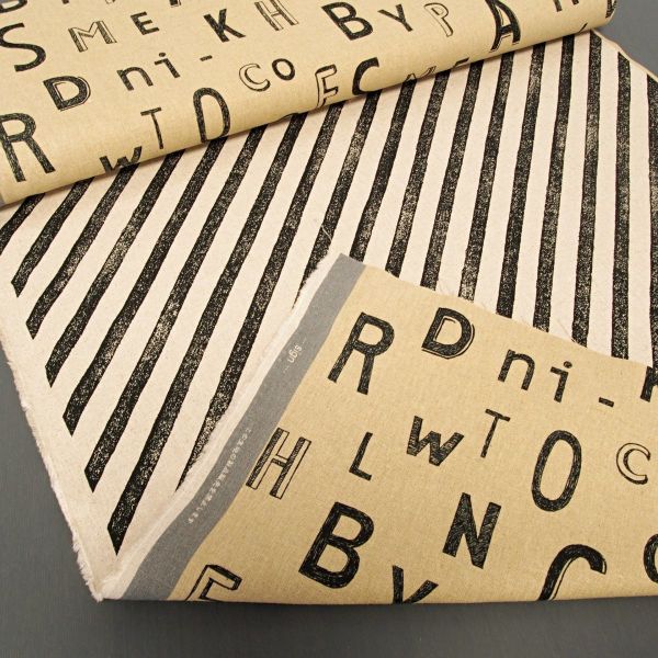 Echino Leinenstoff Letters & Stripes – Kokka Japan – Buchstaben & Streifen